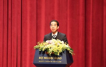 Vietnam Becomes Bright Spot on Global Investment Map