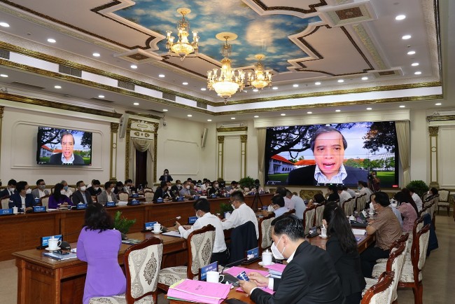 Overseas Vietnamese: HCMC Needs to Take Lead in Digital Revolution