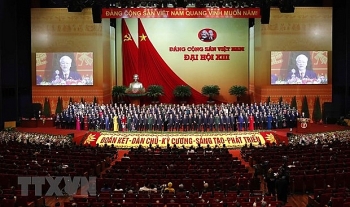 top vietnamese leader receives congratulations from chinese counterpart