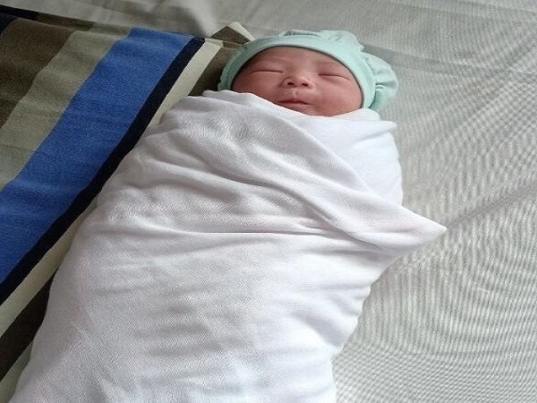 baby girl born in covid 19 quarantine zone
