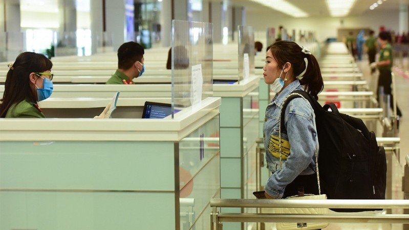 vietnam suspends international flights to the country starting april 1
