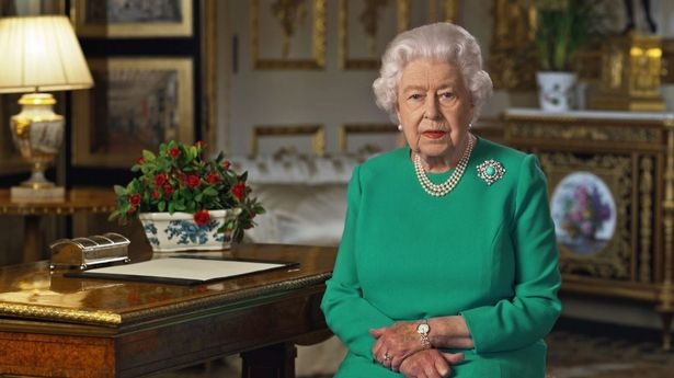 queen elizabeth calls for unity in rare broadcast on uk covid 19 fight