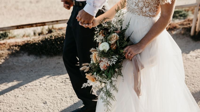 new york allows couples getting married via zoom amid covid 19