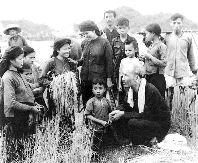 president ho chi minh in the eyes of foreign friends