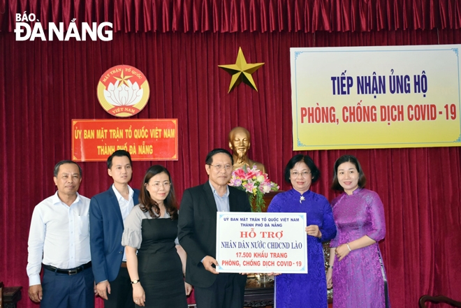 da nang city donates 5000 antibacterial masks to laos