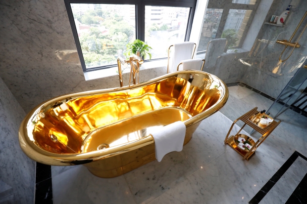 0103 gold plated hotel1