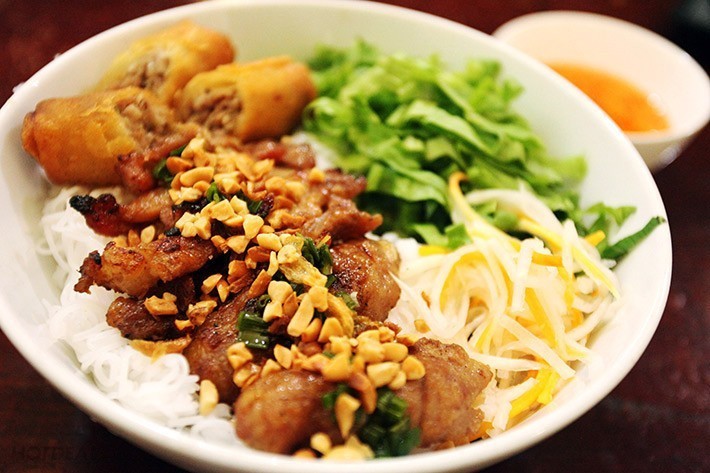 five dishes to try vietnam from crispy prawn pancakes to banana peanut ice cream