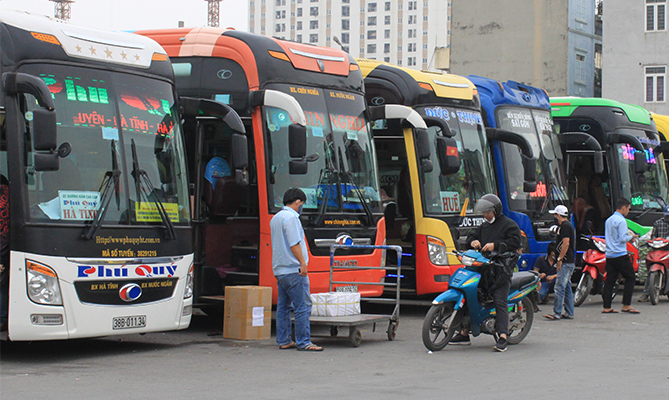 bus taxi drivers amid coronavirus how to stay healthy without losing their livelihood
