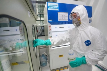 bill gates is spending billions to produce 7 potential coronavirus vaccines
