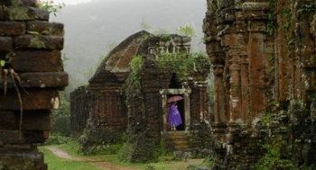 Indian experts help Quang Nam preserve My Son Sanctuary