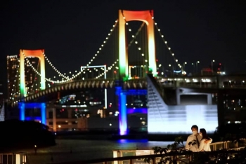 japan reopening begun to ease social distancing measures