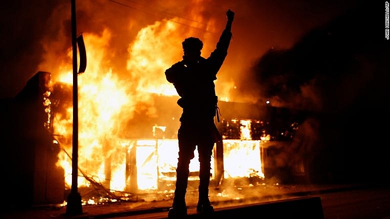 protest and riot break out around america after george floyds death photos