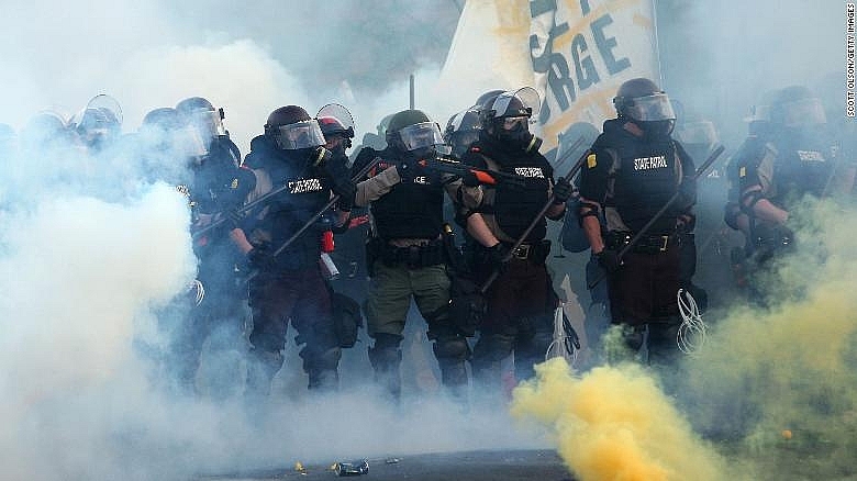protest and riot break out around america after george floyds death photos