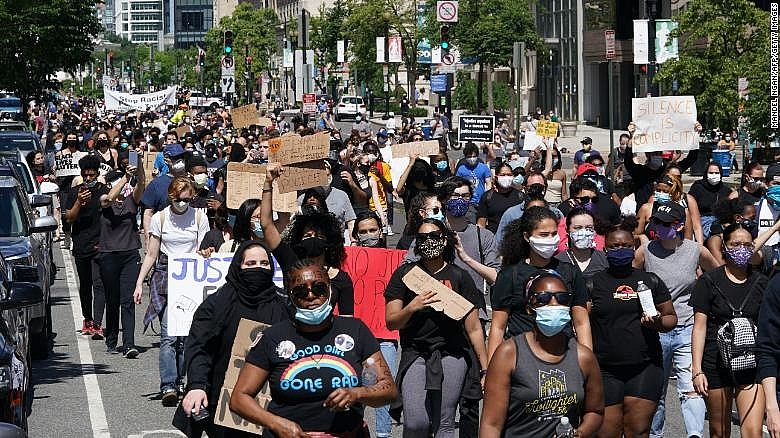 protest and riot break out around america after george floyds death photos