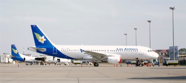 3158 lao airlines 479
