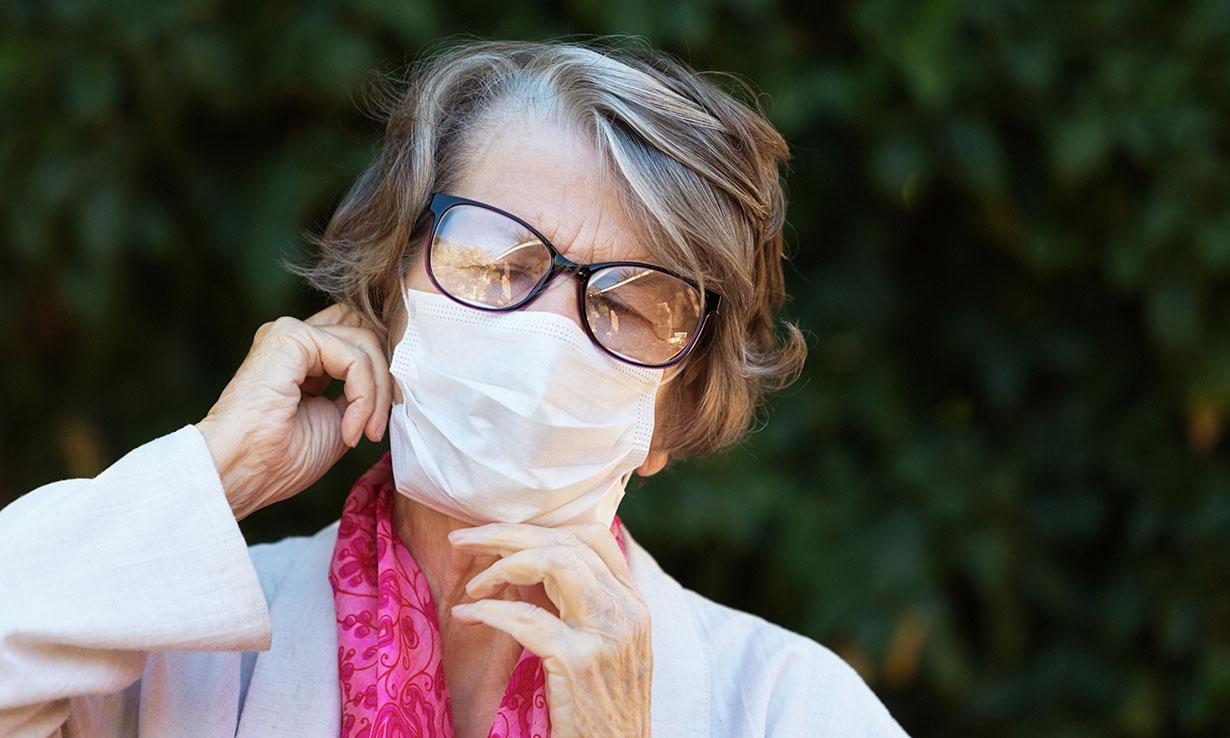 4540 woman annoyed by mask