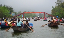 pilgrims to huong pagoda to get free wi fi