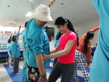 yoga classes of young trainer ease cancer patients pain