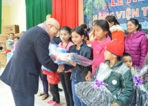 WVI: Bringing warmth to needy children in Thanh Hoa province