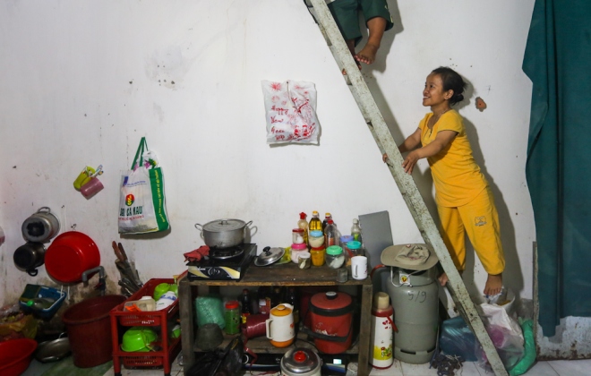 Touching love story of dwarf couple in Sai Gon
