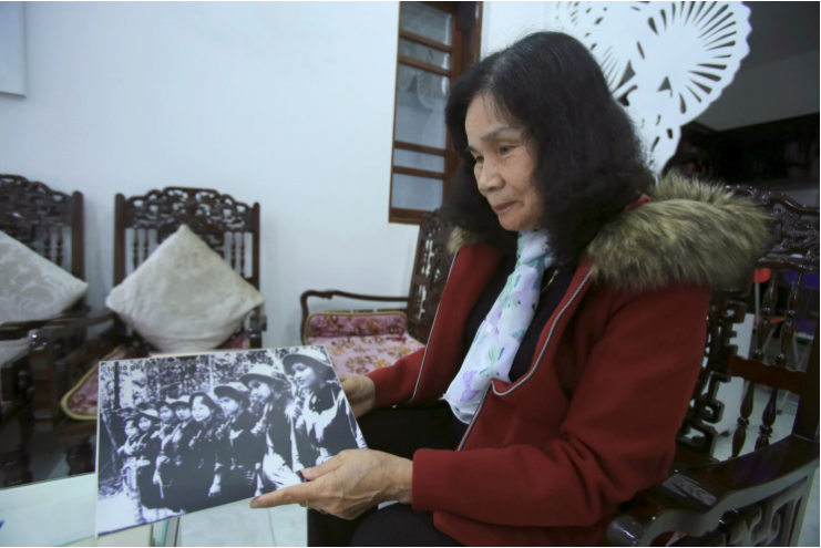 Vietnam veterans recall all-female Tet Offensive squad