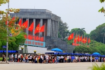 egyptian newspaper praises president ho chi minh