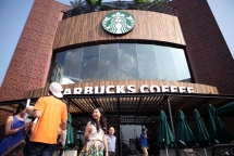 Vietnam third most expensive country to buy Starbucks: survey
