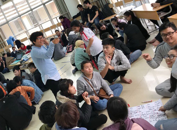 Deaf Vietnamese student known as ‘super star’ at US university
