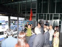 photomaterial exhibition on truong sa hoang sa archipelagoes in germany