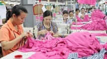 hcm city faces shortage of workers in clothing industry
