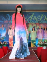 kazakh volleyball girl wins miss ao dai in quang nam