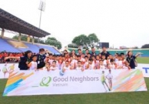 coach park hang seo gives players taste of his home in korea