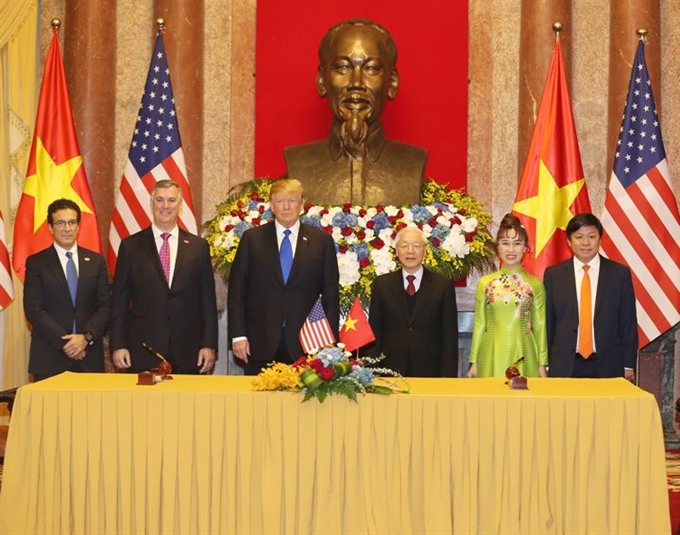 Over $15 billion in deals inked between Vietnamese airlines and Boeing