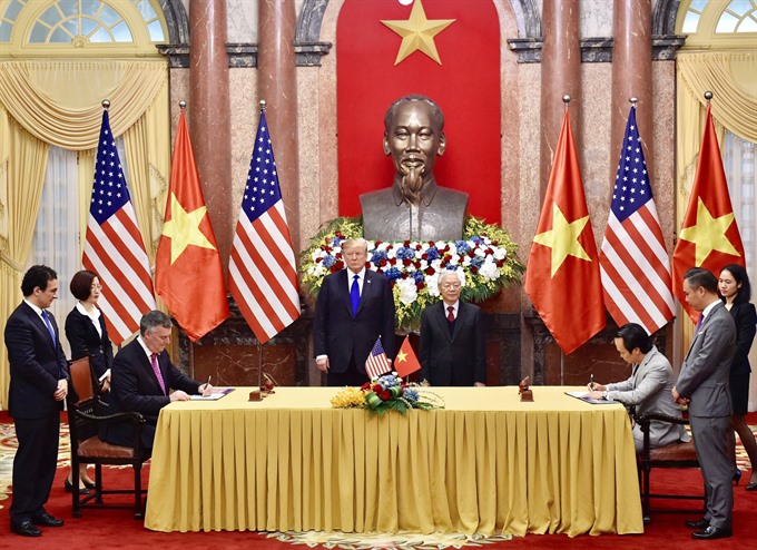 Over $15 billion in deals inked between Vietnamese airlines and Boeing