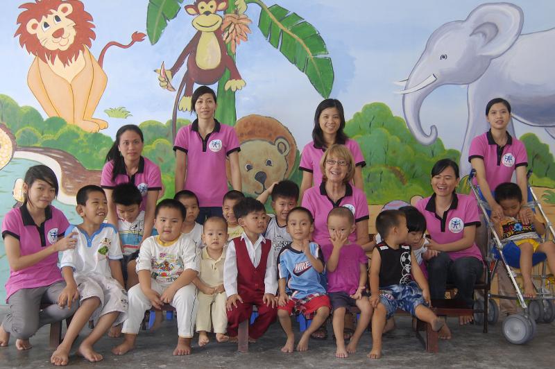 Volunteering creates cross cultural connection