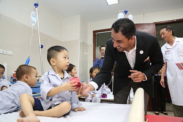 UAE Ambassador supports Vietnamese thalassemia patients