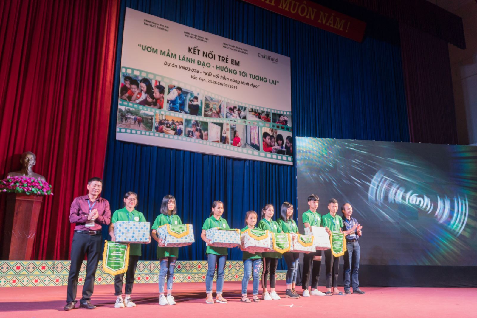 Children join film making festival in Bac Kan