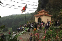 visit thu cuc village to get in touch with nature