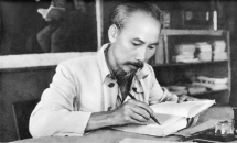 egyptian newspaper praises president ho chi minh