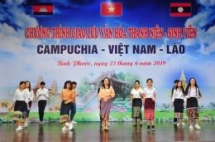 5000 masks from hufo friendship association handed over to lao students