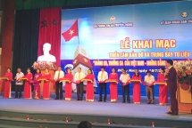 exhibition truong sa hoang sa archipelagos opens in dong nai