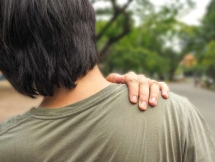 chronic pain tied to faster memory decline in old age study