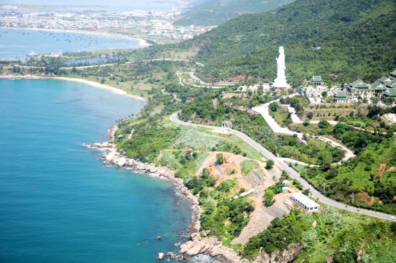 Danang City seeks fund for sea project in Sơn Trà Peninsula