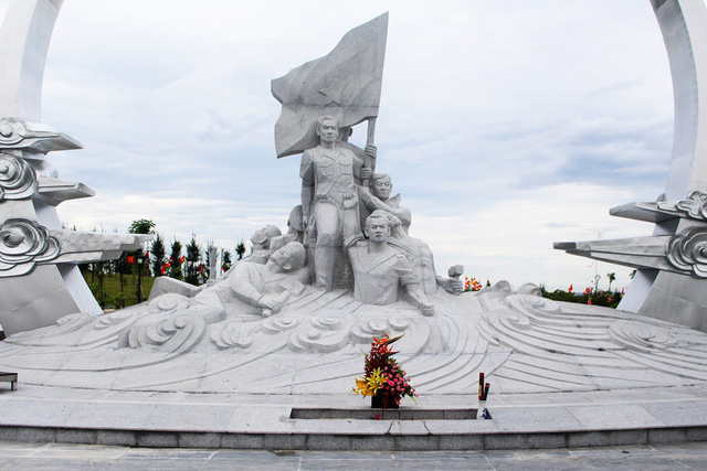 Monument dedicated to Gac Ma soldiers inaugurated in Khanh Hoa
