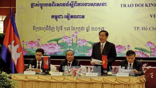 Vietnam, Cambodia border localities share experience in religious affairs