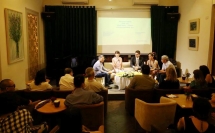 using art exchanges to build bridges between vietnamese chilean peoples