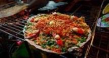 Grilled girdle cake - Vietnam pizza