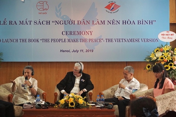 ra mat tac pham nguoi dan lam nen hoa binh he mo nhung dieu chua biet ve phong trao phan chien