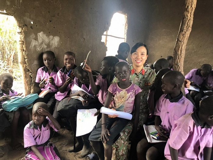 Vietnamese female soldiers in peacekeeping mission