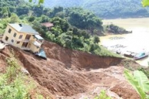 natural disasters left 224 dead and missing cost vietnam 860 million usd in 2018
